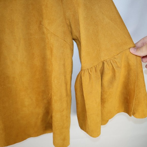 Altar'd State Mustard Yellow Suede-Like Ruffle Sleeve Blouse Women's Size M-NWT - Picture 3 of 9